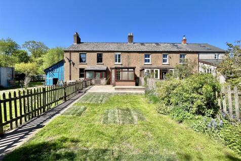 2 bedroom cottage for sale