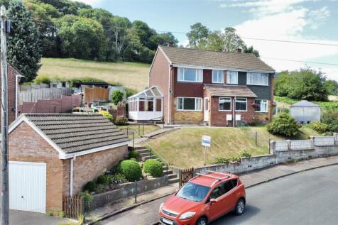 Tusculum Way, Mitcheldean GL17 3 bed semi