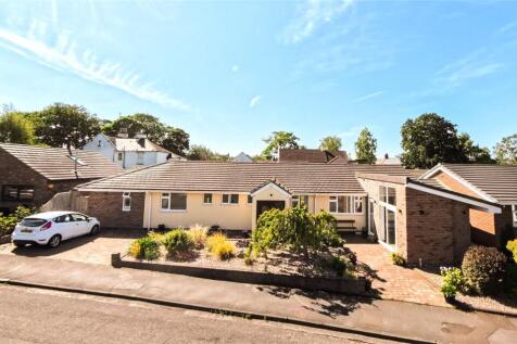 Farnley Ridge, Nevilles Cross... 4 bed bungalow for sale