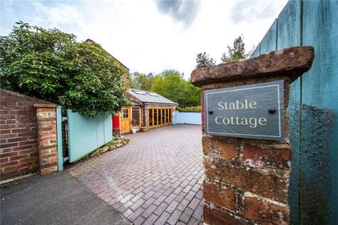 Stable Cottage, Willington, DL15 5 bed semi
