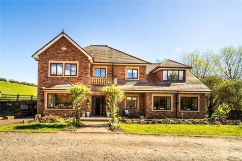 5 bedroom detached house for sale