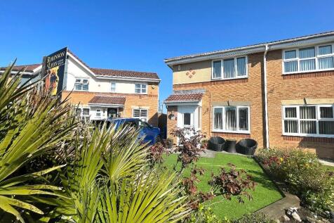 2 bedroom semi-detached house for sale