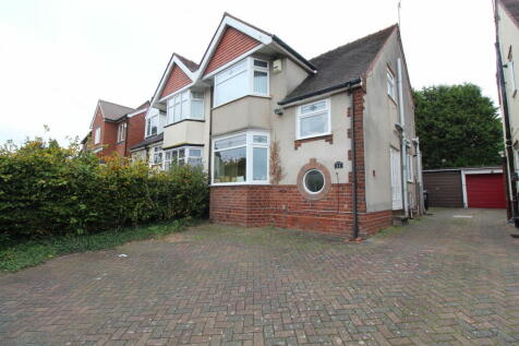 Chapelhouse Lane, Halesowen B63 2 bed semi