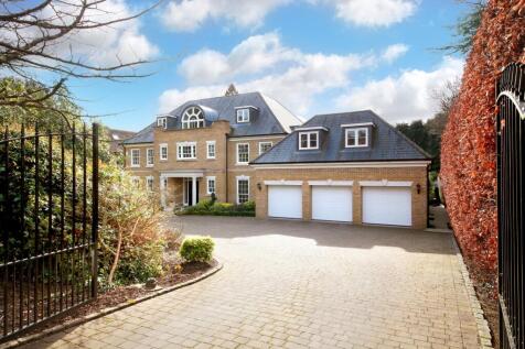 6 bedroom detached house for sale
