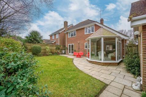 Spurway Park, Polegate 3 bed detached house for sale