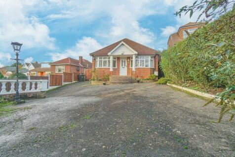 3 bedroom detached bungalow for sale