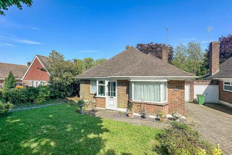 3 bedroom detached bungalow for sale