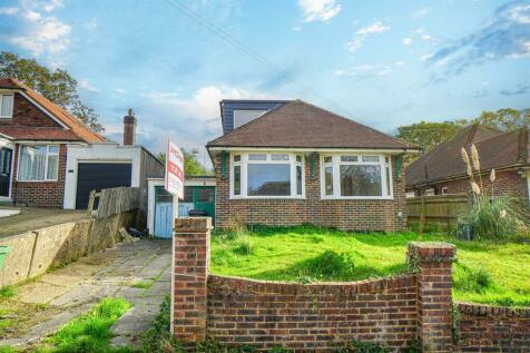 4 bedroom detached bungalow for sale