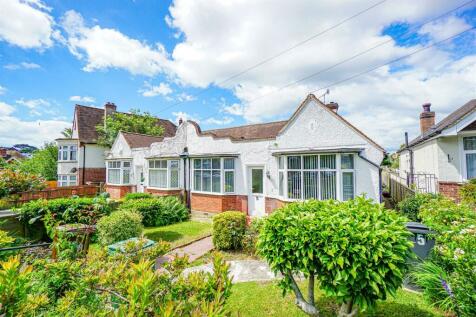 2 bedroom semi-detached bungalow for sale