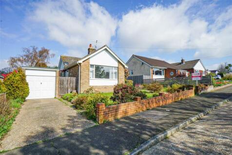 Grange Avenue, Hastings 2 bed detached bungalow for sale