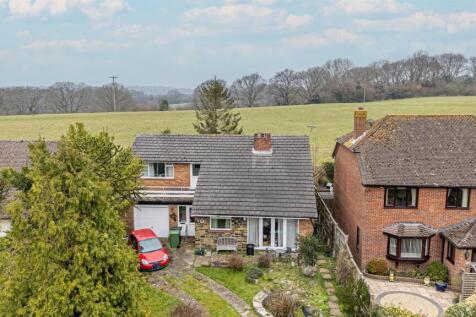 Butchers Lane, Three Oaks, Hastings 3 bed detached house for sale