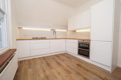 Baldslow Road, Hastings 3 bed flat for sale