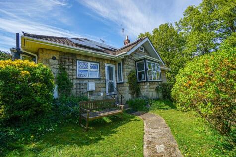 2 bedroom semi-detached bungalow for sale