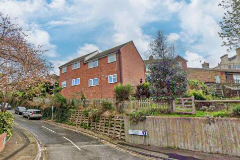 Becket Mews, Old School Path, Hastings 2 bed semi