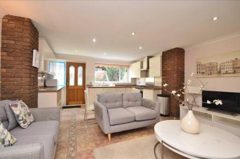 Heaton Road, Lostock, Bolton 3 bed terraced house for sale