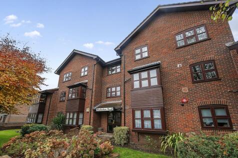 30 Marsh Lane, Stanmore, Greater... 2 bed flat for sale