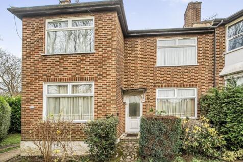 2 bedroom ground floor maisonette for sale