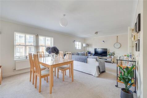 The Square, Parsons Green Lane... 2 bed apartment for sale