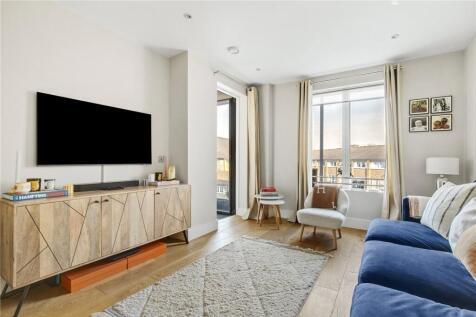 Lillie Road, London, SW6 2 bed apartment for sale