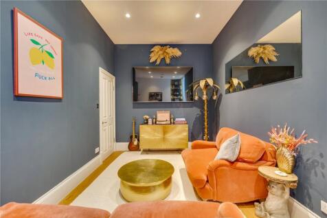 Kinnoul Road, London, W6 2 bed terraced house for sale