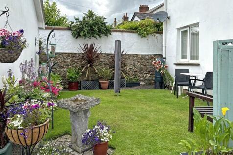 Church Street, Sidford, Sidmouth 2 bed apartment for sale