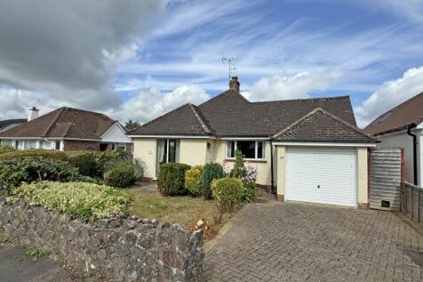 2 bedroom detached bungalow for sale