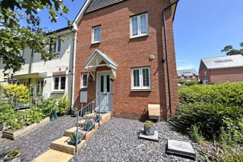 Betjeman Close, Sidmouth 3 bed end of terrace house for sale