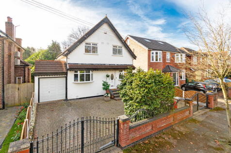 Vicarage Road, Davyhulme, Manchester... 3 bed detached house for sale