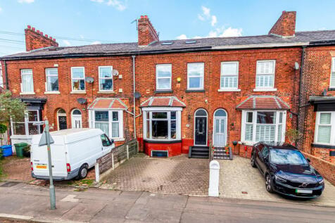 5 bedroom terraced house for sale