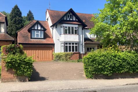 Kingsway, Gerrards Cross... 5 bed detached house for sale