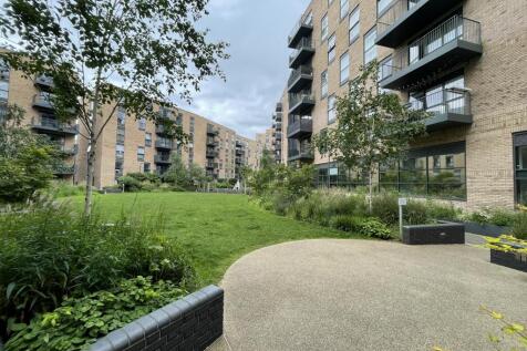 Masters Court, Lyon Road, Harrow, HA1 1 bed apartment for sale