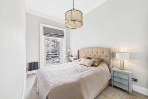 Lupus Street, Pimlico, London, SW1V 2 bed apartment for sale