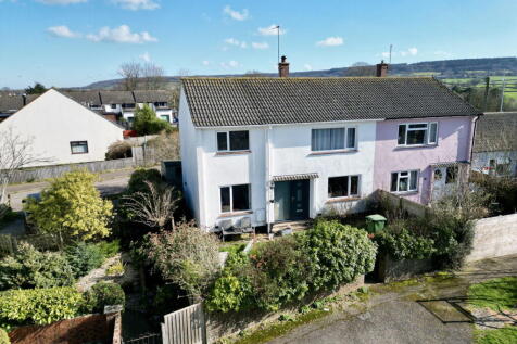 Winters Lane,Ottery St. Mary,EX11 1AX 4 bed semi