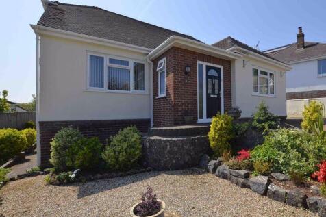 4 bedroom detached bungalow for sale