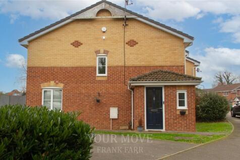 Bessemer Close, Berkshire SL3 3 bed end of terrace house for sale