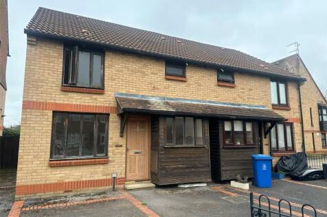 1 bedroom semi-detached house for sale