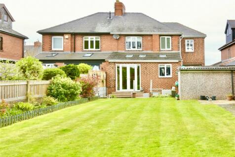 4 bedroom semi-detached house for sale