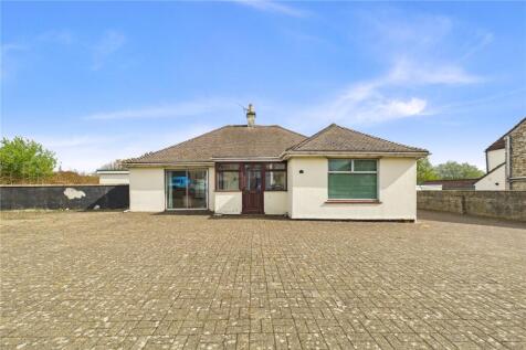 4 bedroom bungalow for sale