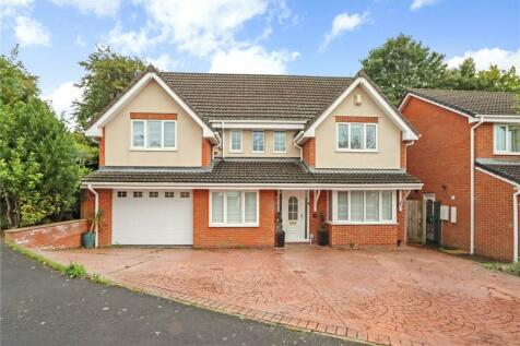 6 bedroom detached house for sale