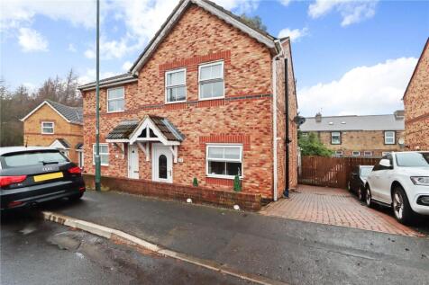 Bluebell Close, Consett DH8 3 bed semi