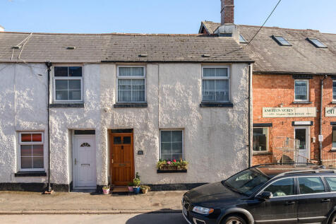 2 bedroom cottage for sale