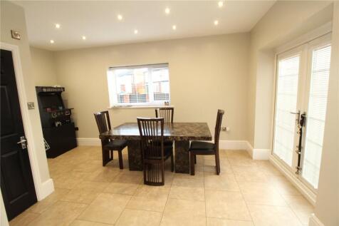 Widgeon Road, Darlington, DL1 4 bed semi