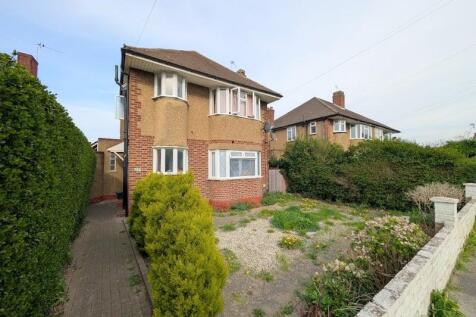 2 bedroom maisonette for sale