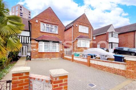 Oakington Manor Drive, Wembley, HA9 4 bed semi