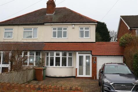 3 bedroom semi-detached house for sale