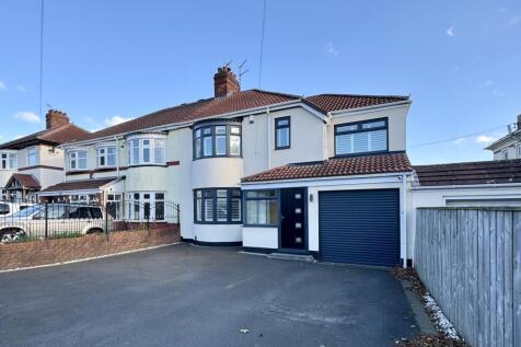 4 bedroom semi-detached house for sale