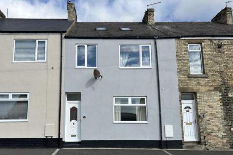 4 bedroom terraced house for sale