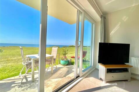 Arundel Way, Highcliffe... 2 bed apartment for sale