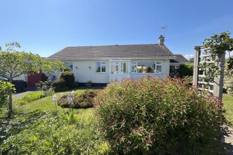 3 bedroom bungalow for sale