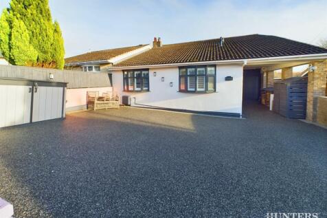 East Terrace, Chopwell, Newcastle... 3 bed semi